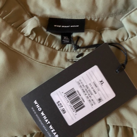 NWT Light Green Ruffle Sleeveless Top - Picture 4 of 7